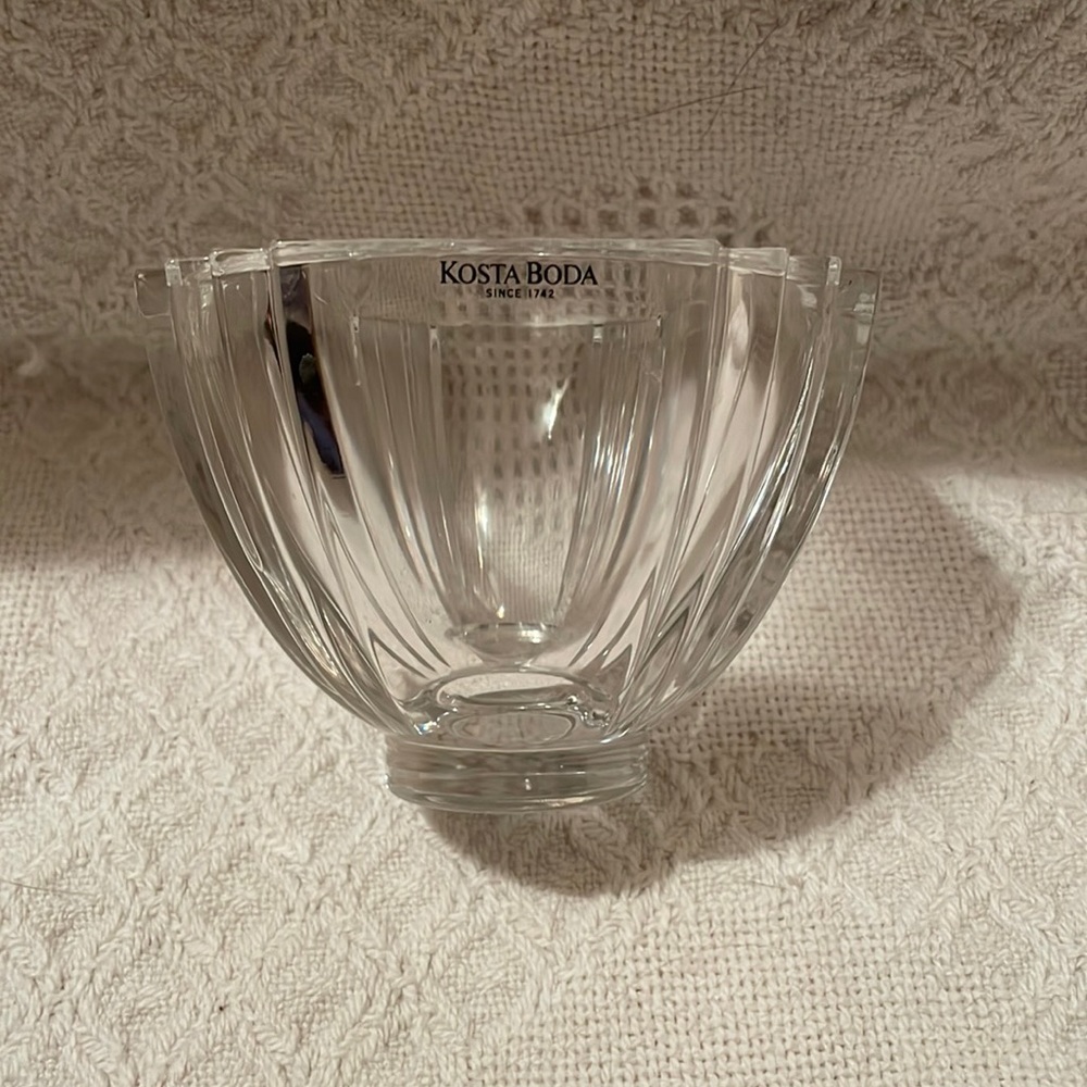 Kosta Boda Sweden Crystal Bowl - Picture 2 of 6